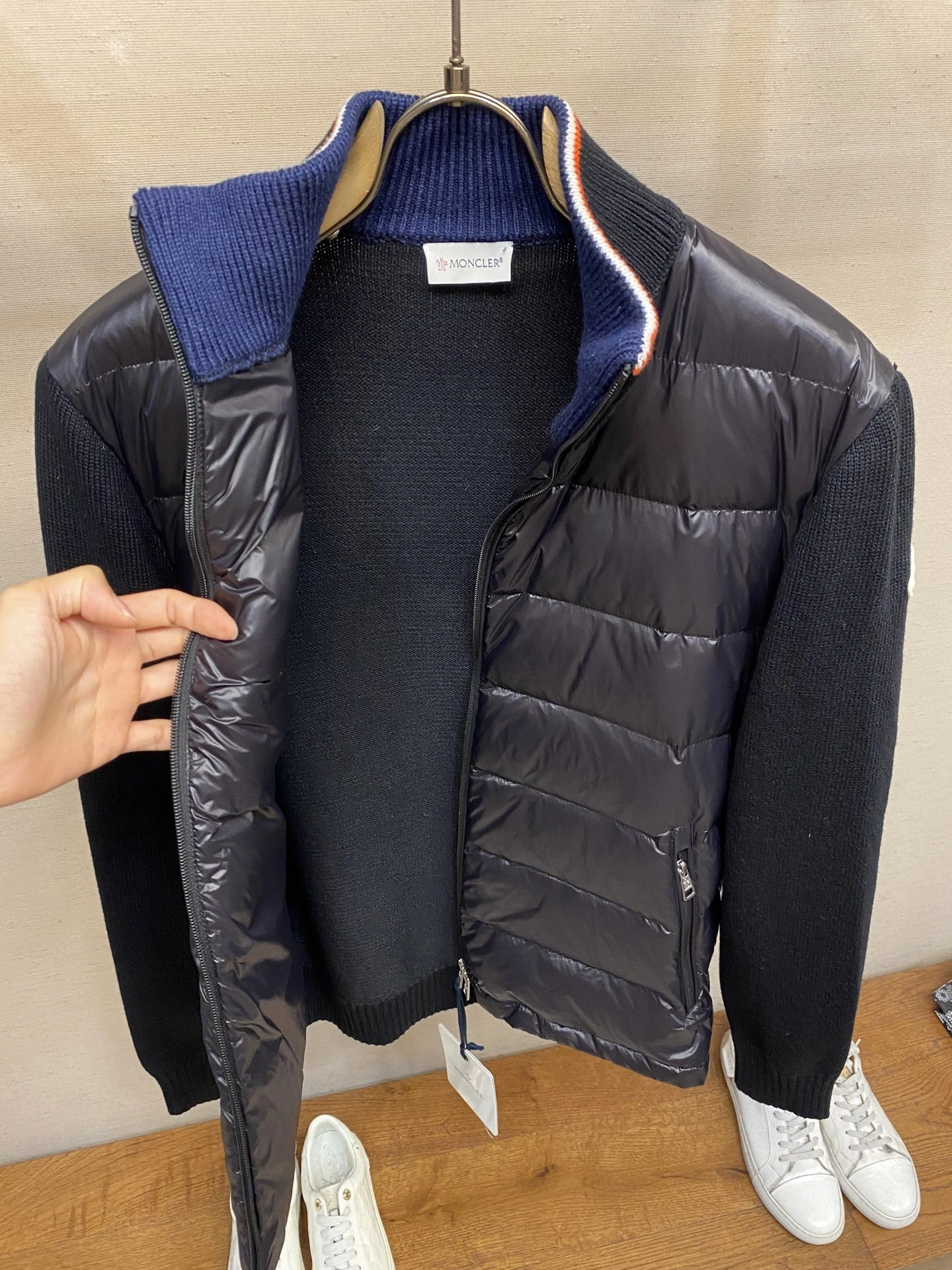 wg.luxury-- 7o9385r Down jacket white duck down item: E-F443J1832H
